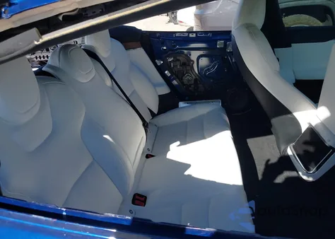 2022 Tesla Model S Dual Motor All-Wheel Drive z USA, uszkodzony, nr VIN 5YJSA1E57NF467067